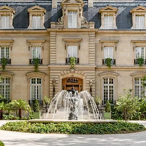 Saint Hotell